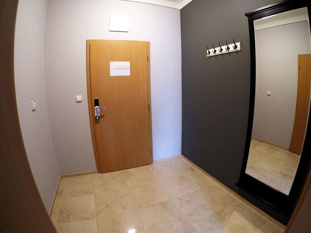 Penzion U Tri Statkaru Dobris Exteriör bild